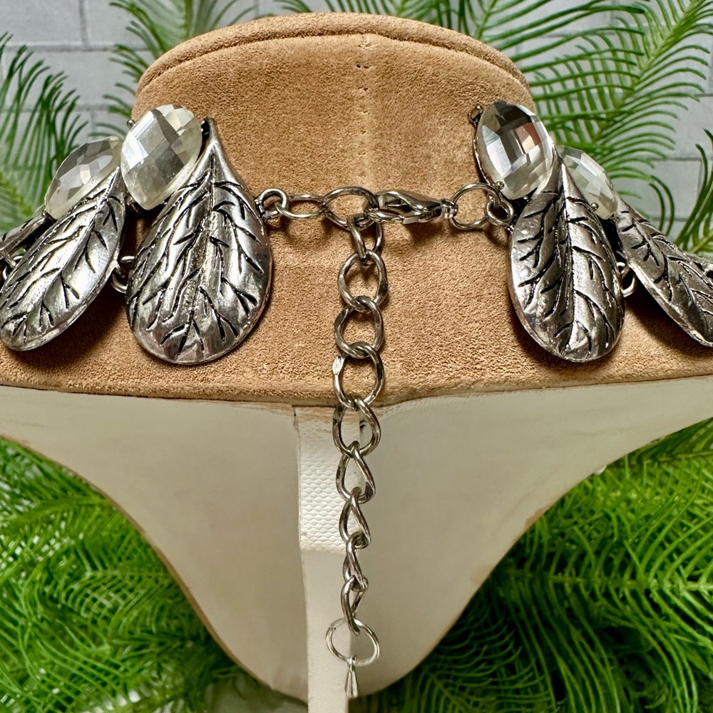 Silver Statement Necklace Set - image 7